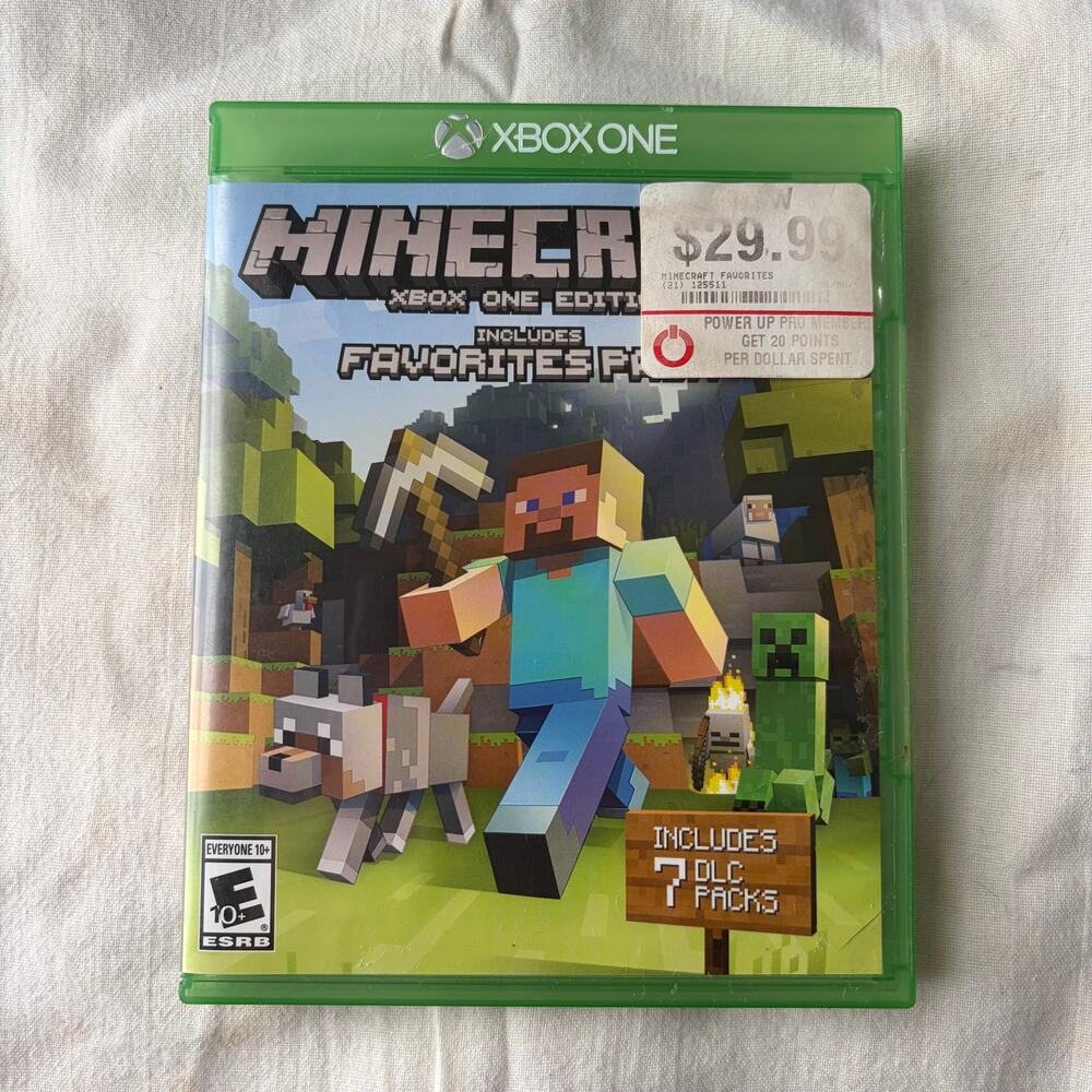 Minecraft Xbox One Edition Includes Favorites Pack 7 DLC Packs Complete Disc